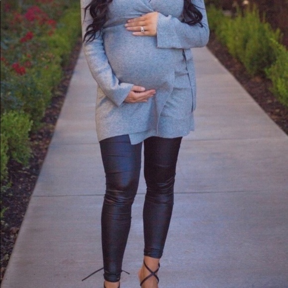 MATERNITY black vegan leather spanx style Minimalist leggings - Picture 2 of 6